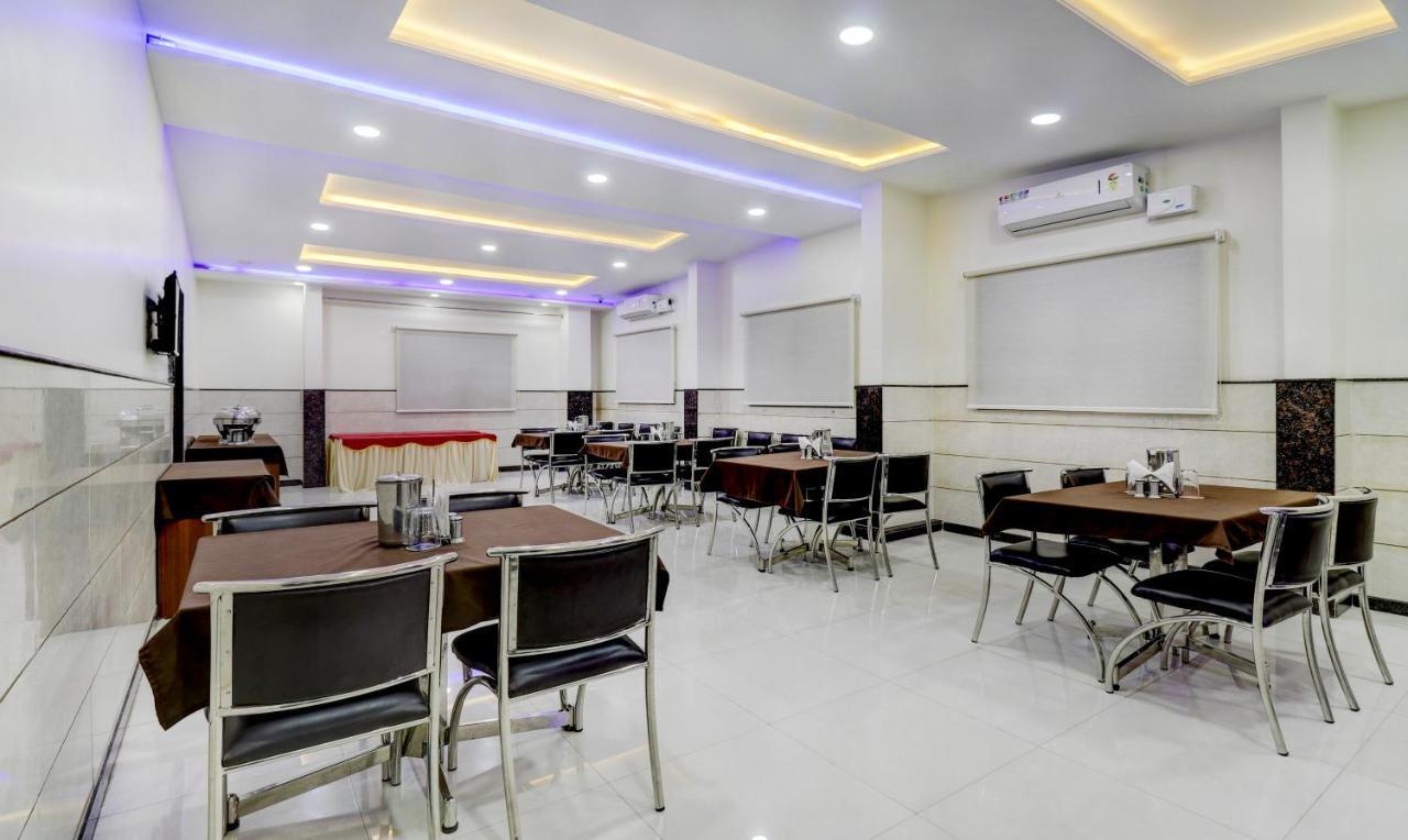 Ring View Hotels - Hebbal Bangalore Bagian luar foto